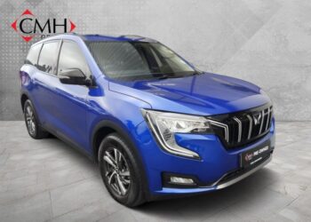 2025 Mahindra XUV700 2.0 AX5 Auto