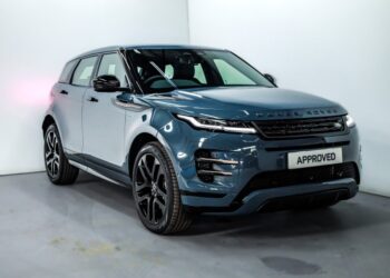 2025 Land Rover Range Rover Evoque 2.0D SE R-Dynamic 147KW (D200)