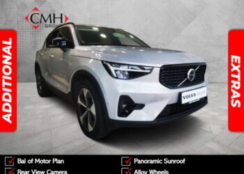 2025 Volvo XC40 B4 Geartronic Plus Dark (Mild Hybrid)