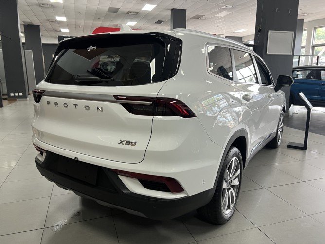 2024 Proton X90 1.5T Flagship (MHEV) - Image 4