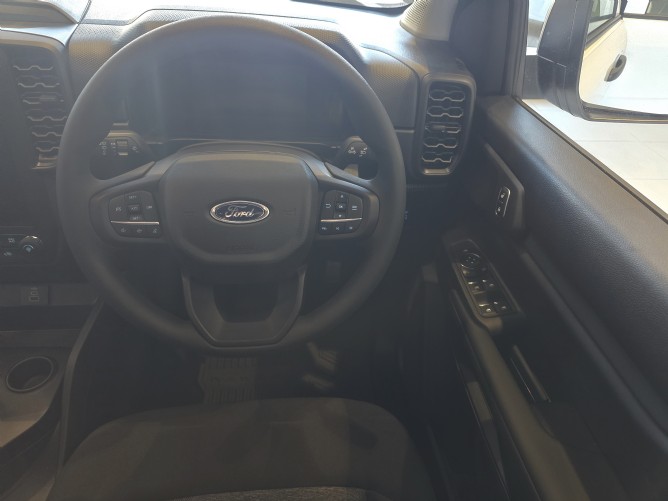 2025 Ford Ranger 2.0D XL 4x4 Auto Double Cab - Image 6