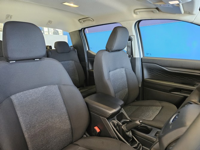 2025 Ford Ranger 2.0D XL Double Cab - Image 6