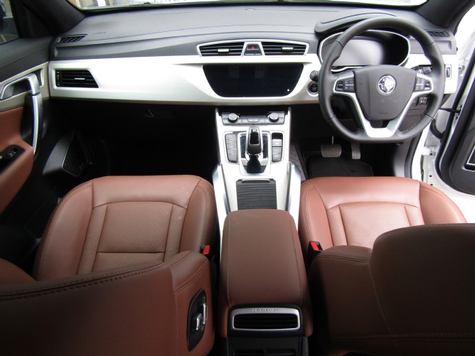 2025 Proton X70 1.5T Premium - Image 6