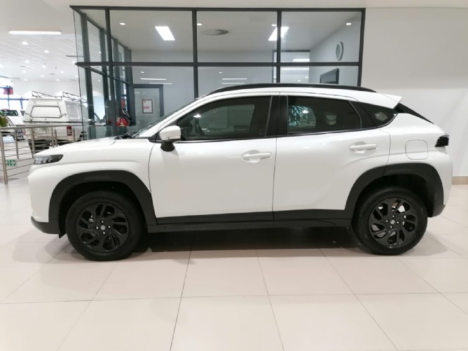 2025 Suzuki Fronx 1.5 GL 5MT - Image 2