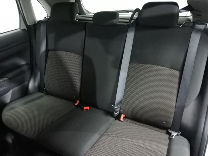 2025 Mitsubishi ASX 2.0 ES CVT - Image 6