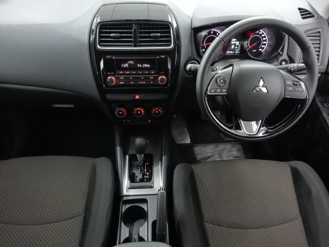 2025 Mitsubishi ASX 2.0 ES CVT - Image 7