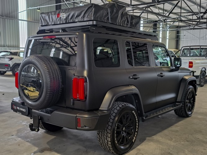 2024 GWM Tank 300 2.0T Ultra Luxury 4X4 Auto - Image 3