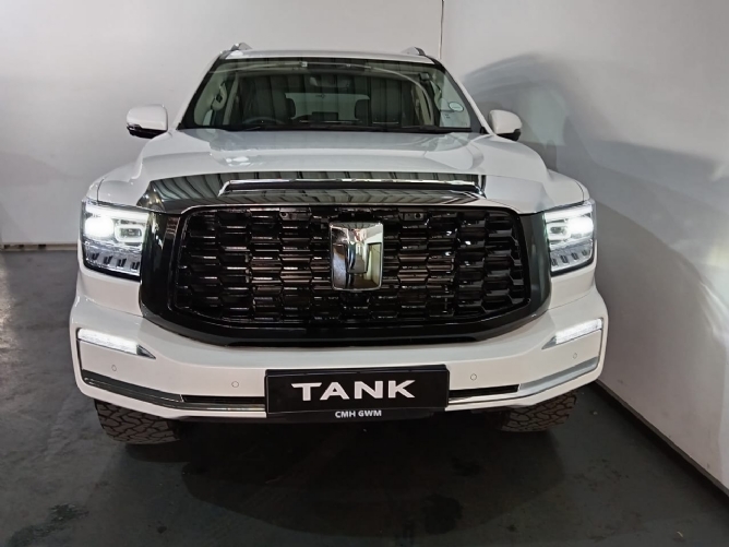 2025 GWM Tank 500 2.0T HEV Ultra Luxury 4x4 Auto - Image 2