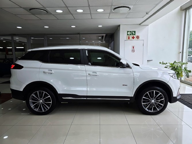 2023 Proton X70 1.5T Premium - Image 6