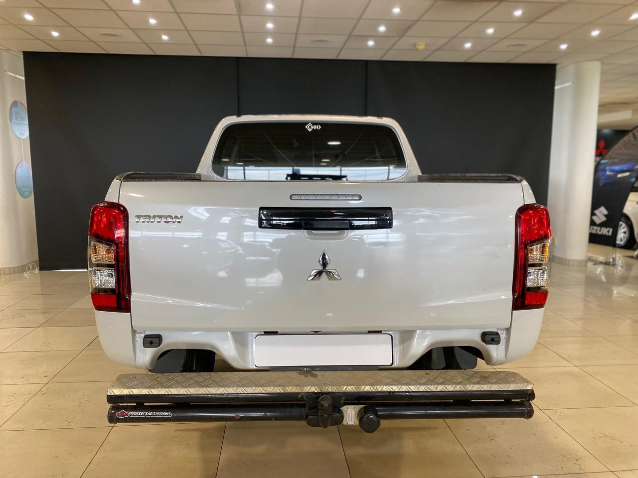 2024 Mitsubishi Triton 2.4 GL Double Cab - Image 4