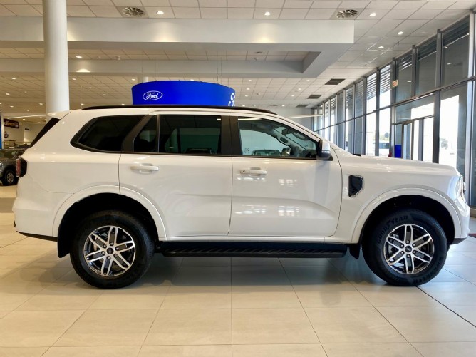 2025 Ford Everest 2.0D Bi-Turbo XLT - Image 2