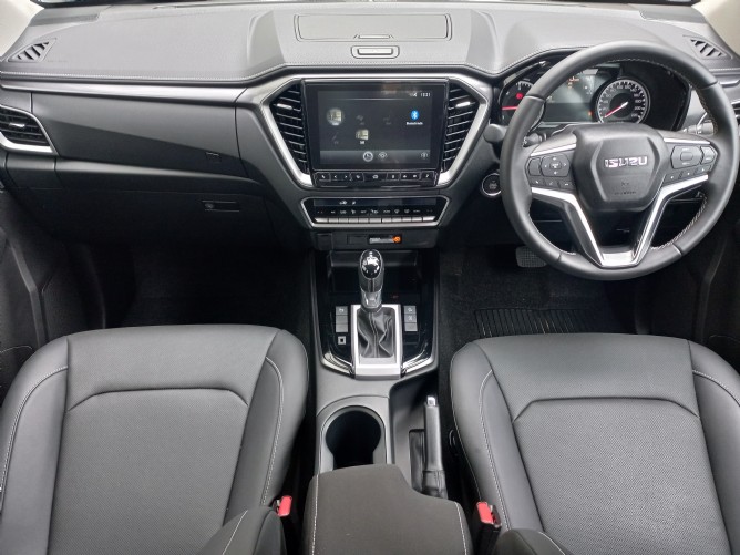 2025 Isuzu D-Max 3.0 Ddi LSE Double Cab Auto - Image 7