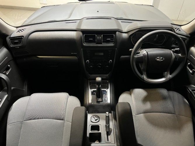 2024 Mahindra Pik Up 2.2 mHawk S6 Karoo 4x4 Auto Double Cab - Image 6