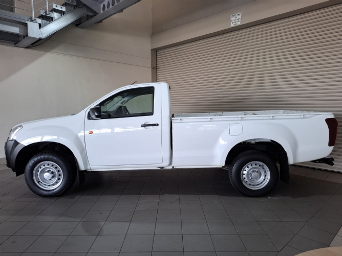 2024 Isuzu D-Max 250C Fleetside Single Cab - Image 2