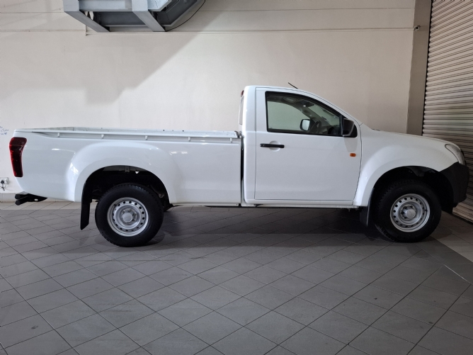 2024 Isuzu D-Max 250C Fleetside Single Cab - Image 3