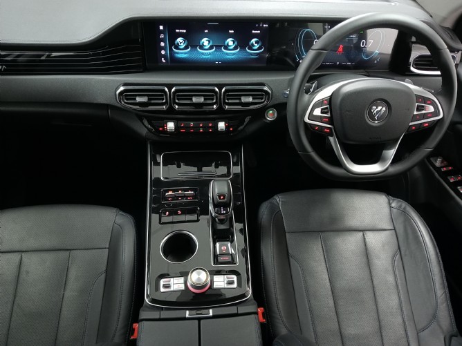 2024 Foton Tunland G7 2.0T Double Cab 4x4 TLX Auto - Image 7