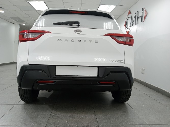 2025 Nissan Magnite Move 1.0 Visia Panel Van - Image 4