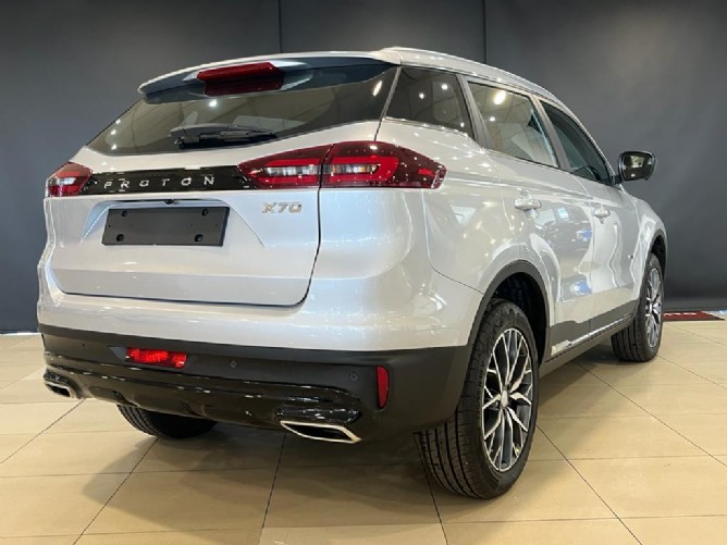 2023 Proton X70 1.5T Premium - Image 3