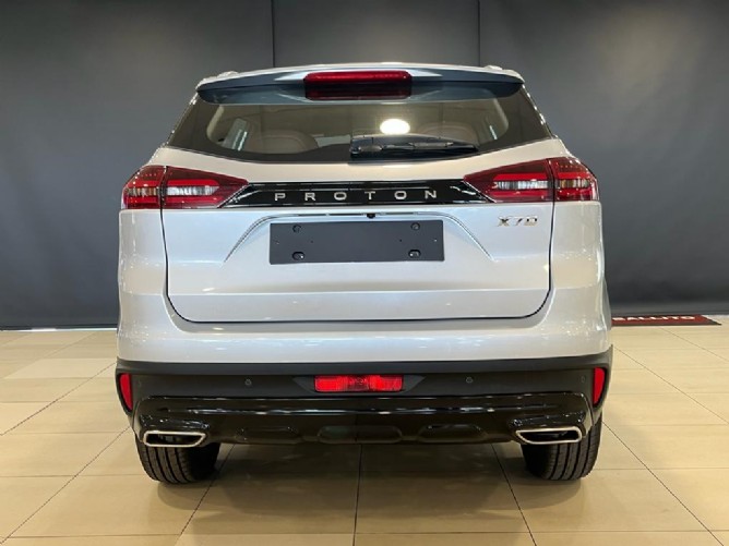 2023 Proton X70 1.5T Premium - Image 4