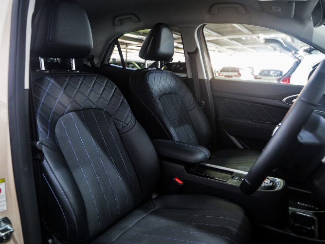 2024 GWM Ora 03 300 Super Luxury - Image 4