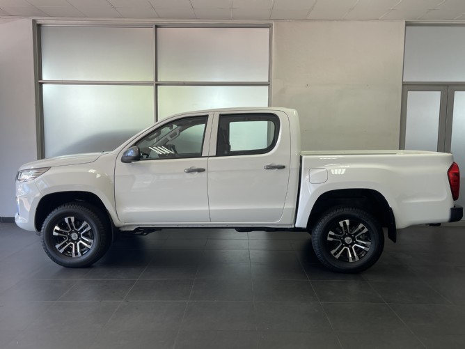 2024 Foton Tunland G7 2.0T Double Cab 4x2 TL Auto - Image 3