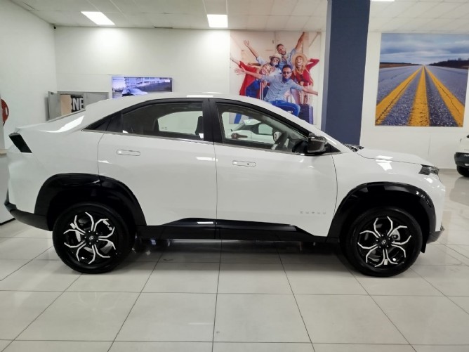 2025 Tata CURVV 1.2T Creative DCA - Image 2