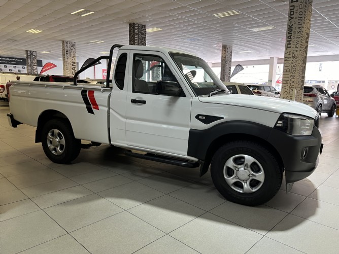 2025 Mahindra Pik Up 2.2 mHawk SC 4x2 S4 - Image 2