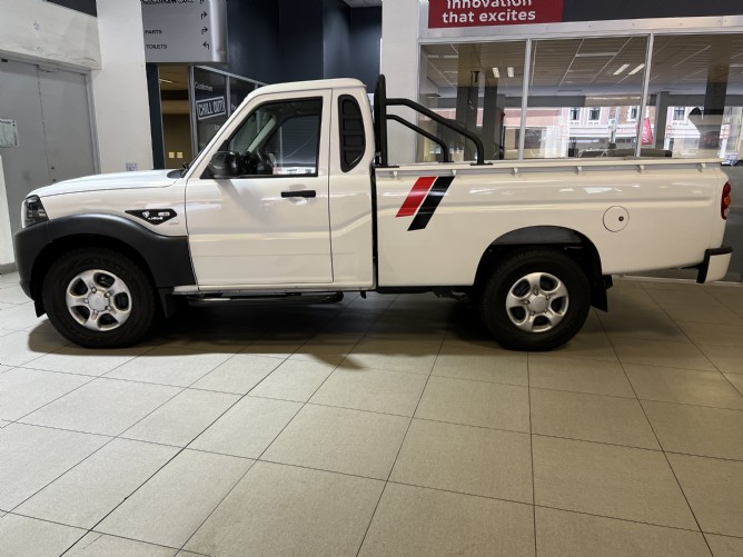 2025 Mahindra Pik Up 2.2 mHawk SC 4x2 S4 - Image 5