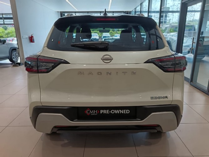 2025 Nissan Magnite 1.0T Acenta - Image 4