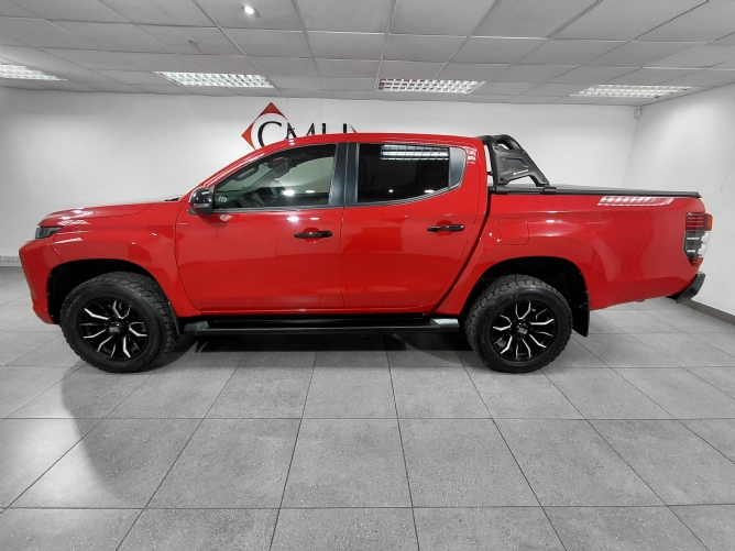 2024 Mitsubishi Triton 2.4 4x4 Auto Double Cab - Image 2