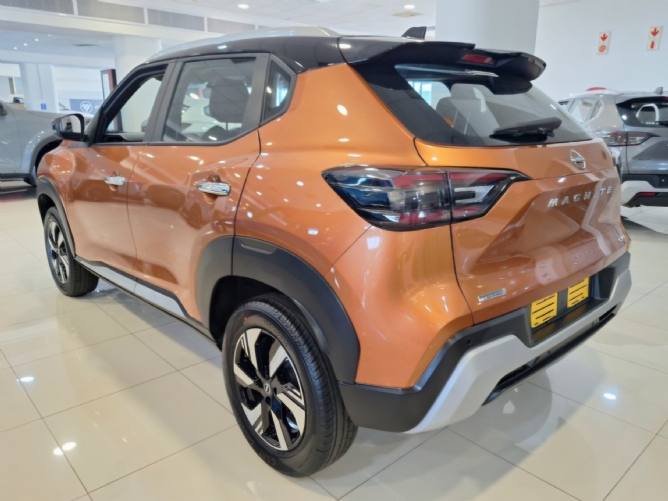 2025 Nissan Magnite 1.0T Acenta - Image 3