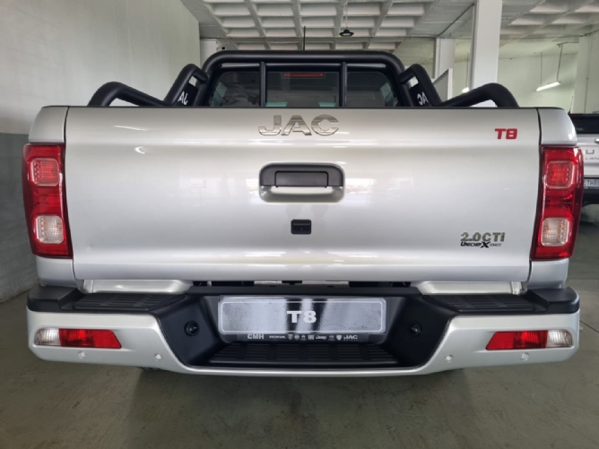 2025 JAC T8 2.0CTi Lux Double Cab - Image 4