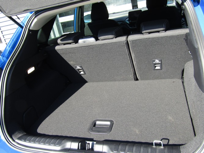 2025 Ford Puma 1.0L Titanium 7AT - Image 6