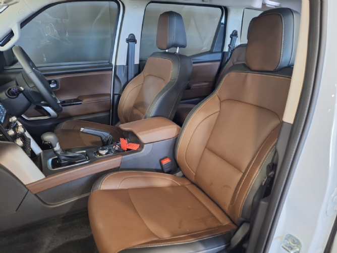 2025 Mahindra Scorpio N 2.2D Z8L 4X4 Auto - Image 5