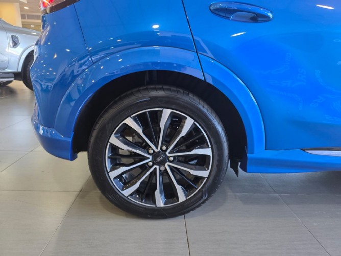 2025 Ford Puma 1.0T ST-Line Vignale 7AT - Image 4