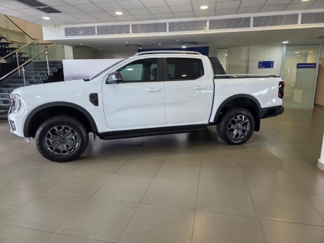 2025 Ford Ranger Bi-Turbo Wildtrak Double cab 4X4 10AT - Image 2