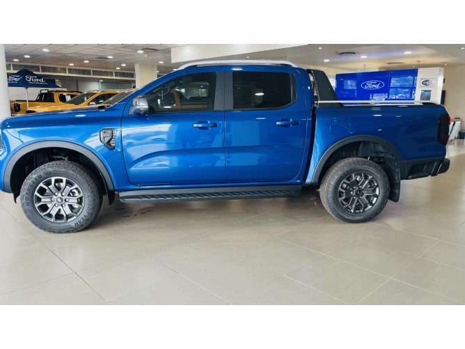 2025 Ford Ranger 2.0D Bi-Turbo Wildtrak Double Cab 4X2 10AT - Image 2