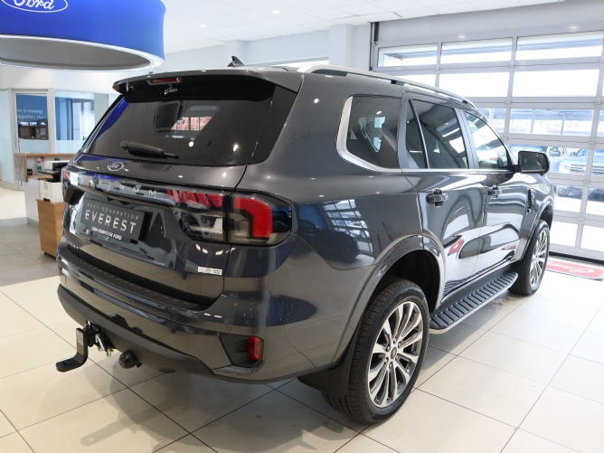 2026 Ford Everest 3.0L V6 PLATINUM 4WD 10AT - Image 3