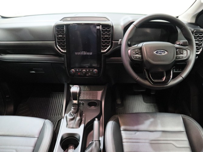 2025 Ford Ranger 2.0D XLT HR Double Cab 4X2 6AT - Image 6