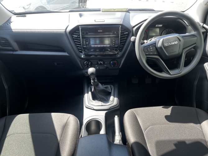 2026 Isuzu D-Max 1.9 Ddi HR L Double Cab - Image 7