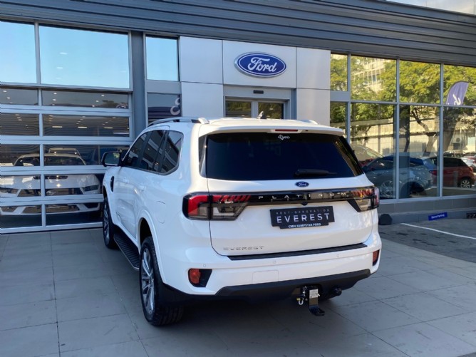 2025 Ford Everest 3.0L V6 PLATINUM 4WD 10AT - Image 4