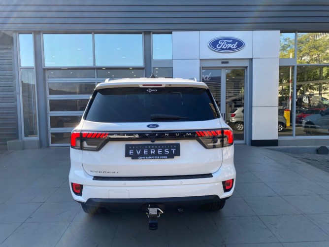 2025 Ford Everest 3.0L V6 PLATINUM 4WD 10AT - Image 5