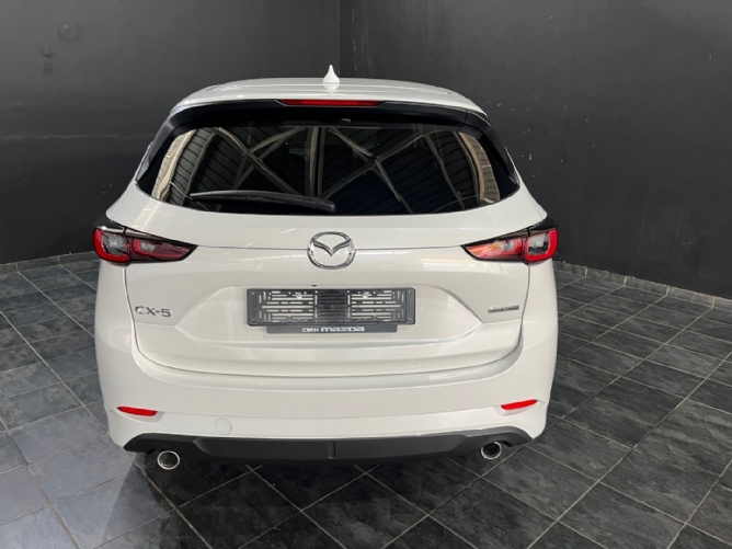 2026 Mazda CX-5 2.0 Dynamic Auto - Image 4