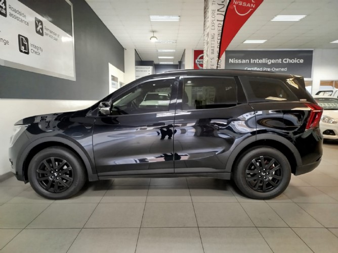 2025 Mahindra XUV700 2.0 AX7 Auto BE (7 Seat) - Image 2