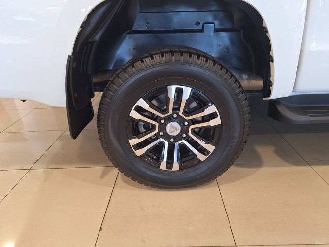 2025 Foton Tunland G7 2.0T Double Cab 4x2 TL Auto - Image 5