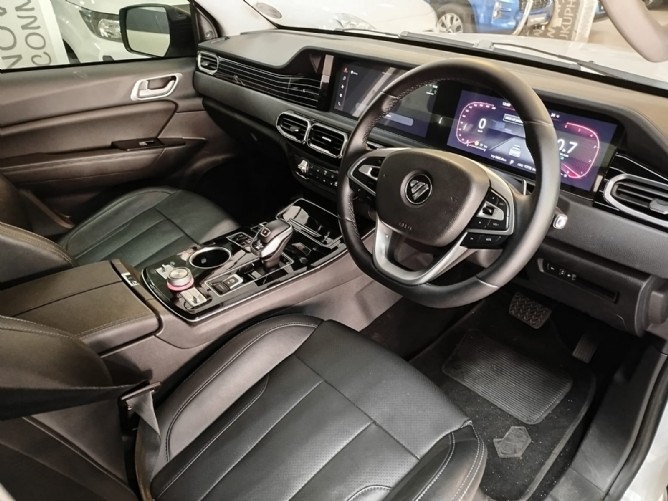 2024 Foton Tunland G7 2.0T Double Cab 4x2 TLX Auto - Image 5