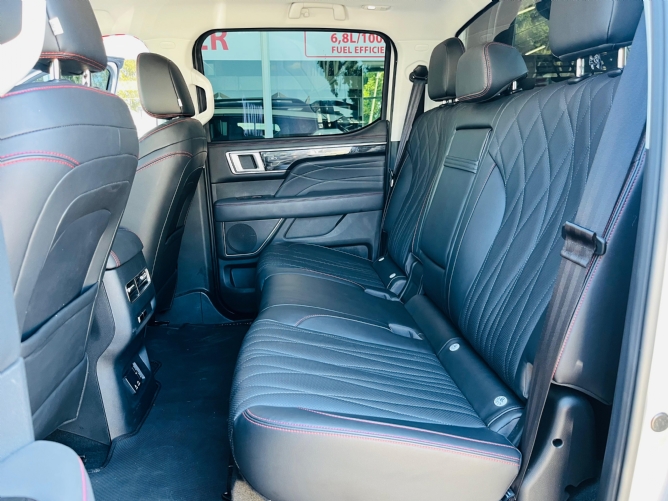 2026 Foton Tunland V9 2.0D LTD Double Cab 4x4 Auto - Image 6