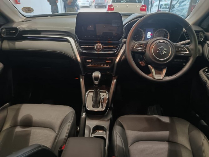 2025 Suzuki Grand Vitara 1.5 GLX Auto - Image 6
