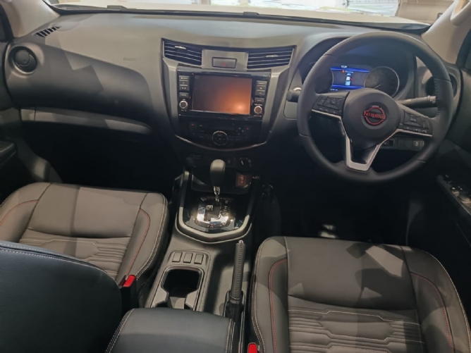 2026 Nissan Navara 2.5D Pro-4x Warrior 4x4 Auto Double Cab - Image 6