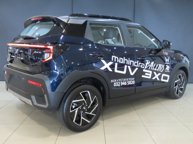 2024 Mahindra XUV 3XO 1.2T AX7L Auto - Image 3